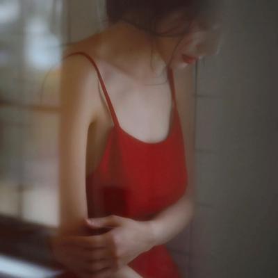 ����Ů��ζ��΢��ͷ��      ������Ϊ����