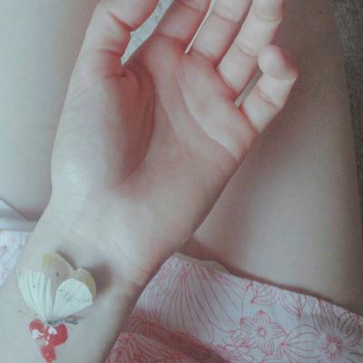 ����Ů��ζ��΢��ͷ��      ������Ϊ����