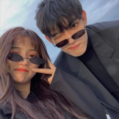 �������ҵ�����Ӵ˱�ɷۺ�ɫ