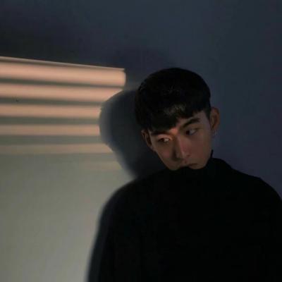 �������ҵ�����Ӵ˱�ɷۺ�ɫ