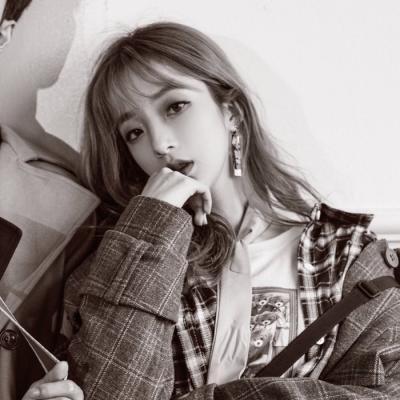 �������ҵ�����Ӵ˱�ɷۺ�ɫ