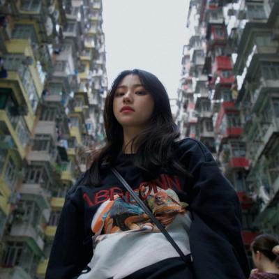 �������ҵ�����Ӵ˱�ɷۺ�ɫ