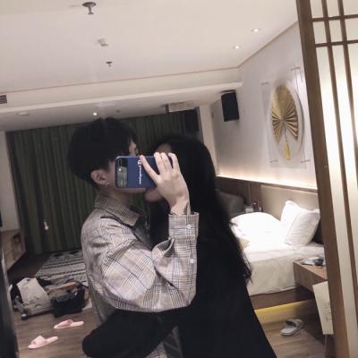 �������ҵ�����Ӵ˱�ɷۺ�ɫ