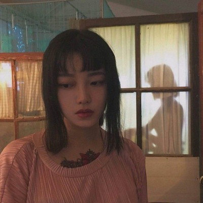 �ǳ�Ů��ͷ��