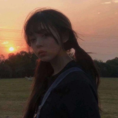 �ǳ�Ů��ͷ��