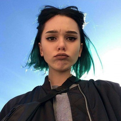 ŷ������Ůͷ..��ڤ�������� �����ֻ�һֻ��