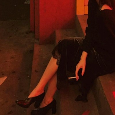 ��ѡ��λŮͷ.