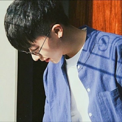 ��ɫ����ͷ�� ???????