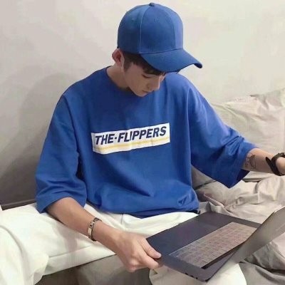 ��ɫ����ͷ�� ???????