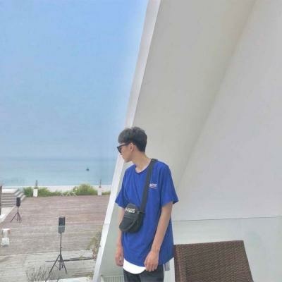 ��ɫ����ͷ�� ???????