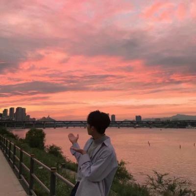 �������� ֻ�����һ��ȹ�