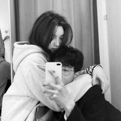 ����ͷ�񣨺ڰ׷磩