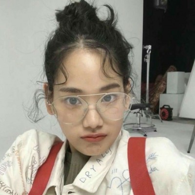 �������ʷ�����Ůͷ.�������ǹ����� ��һ����Ŀ����.