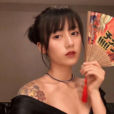 ��ȥ�չ˱��Ҹ��õ�Ů������.