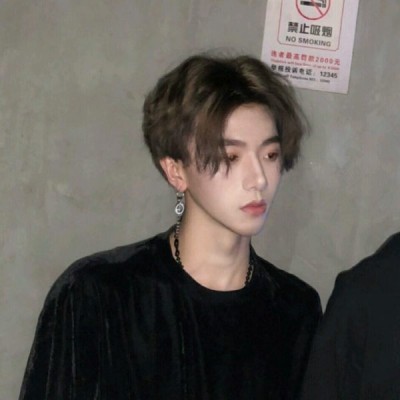 ���ԣ�����˧������ͷ��_������ʱ�������ǲز�ס�İ���