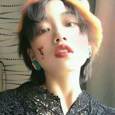 �뵱��Ļ���è