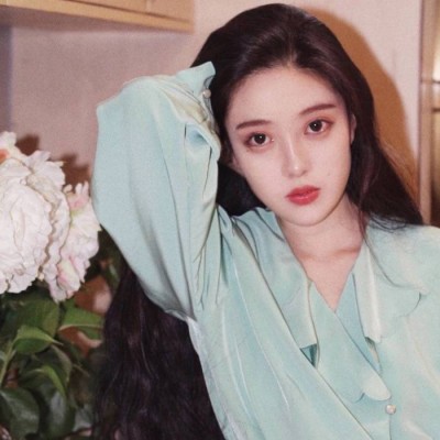 �������