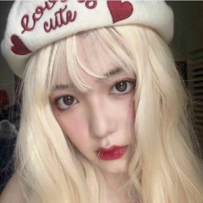 Ůͷ�������̵ģ���ˮҲ���̵ģ����ҵ��������