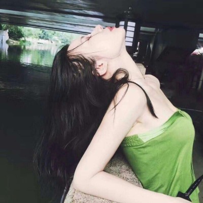 ����Ůͷ�����:�ӣ�