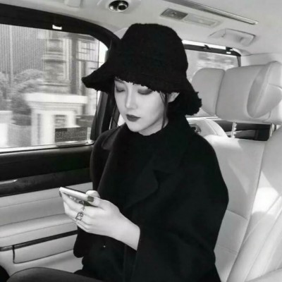 ����Ůͷ�����:�ӣ�