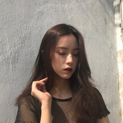 ΢��ͷ��2019Ů��     ���ĵ�Ǿޱ