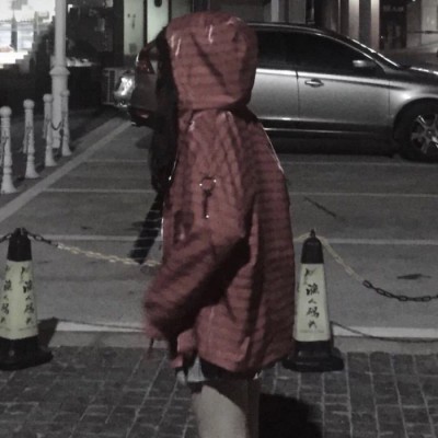 ����:Ůͷ|���м��������ߵ����