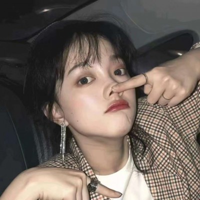 ǳ�ģ�Ůͷ/��������ͻȻ���������� ����������صļ�į������