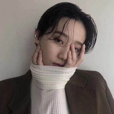 ǳ�ģ�Ůͷ/��������ͻȻ���������� ����������صļ�į������