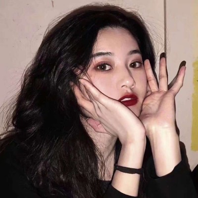 ǳ�ģ�Ůͷ/��������ͻȻ���������� ����������صļ�į������