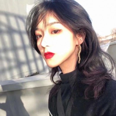 ǳ�ģ�Ůͷ/��������ͻȻ���������� ����������صļ�į������