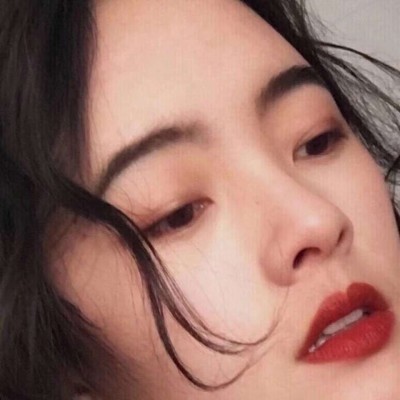 ǳ�ģ�Ůͷ/��������ͻȻ���������� ����������صļ�į������