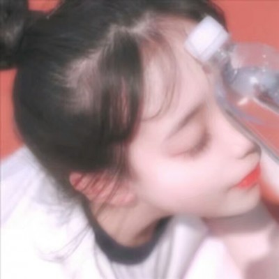 Ů������ͷ��?������������Ů����ֻ֪���������㡣