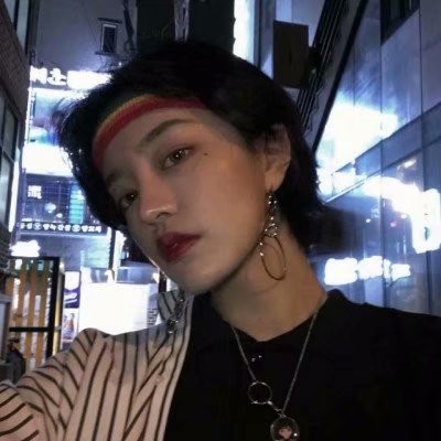 ������Ůͷ��ԭ�����ǿ����ķ�