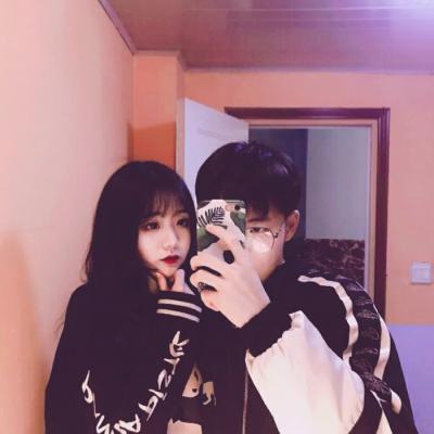 �ÿ������׵���ͷ    ����һ�����кη�