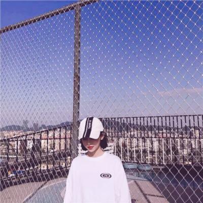 �ÿ������׵���ͷ    ����һ�����кη�