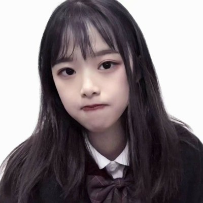 ������ϣ����ĵ�ɫһֱ���������¸�