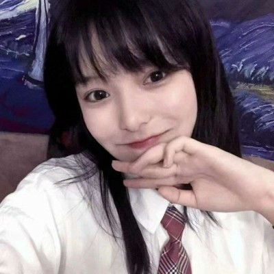 ������ϣ����ĵ�ɫһֱ���������¸�