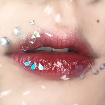 Ů���Ը��촽ͷ��