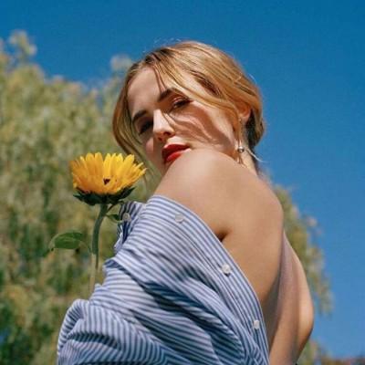 ŷ��Ů��ͷ��