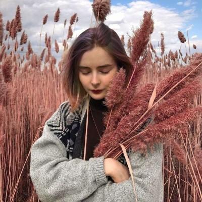 ŷ��Ů��ͷ��