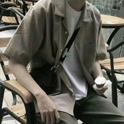 �ܾ�:��Ƿһ���˹���.