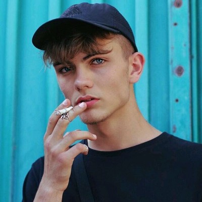 Ѱ��/2019����ŷ����ͷ/���Ҹ�����