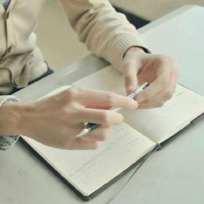 �� ��λͷ��