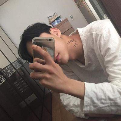 2019�°���ʿ΢��ͷ��       ���ؼ���