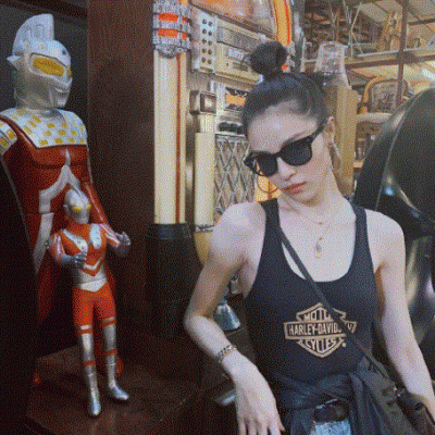 Ů��ͷ�� ϲ������Ц ���綼����