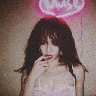 Ů��ͷ�� ϲ������Ц ���綼����