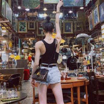 Ů��ͷ�� ϲ������Ц ���綼����