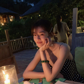 Ů��ͷ�� ϲ������Ц ���綼����