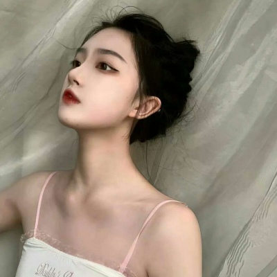 ��짣�Ů��ͷ�� ��������ɴ���  �ϵ�����������Ĵ�����