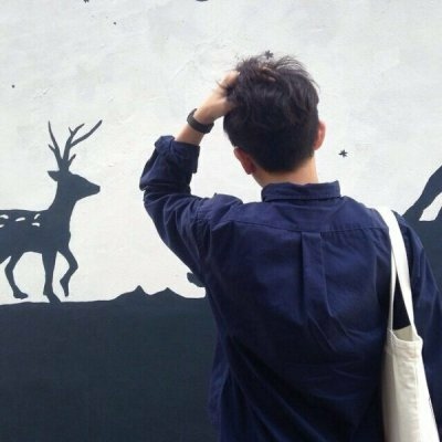 ����г�ʻ��.ʻ��ĺɫ�԰�